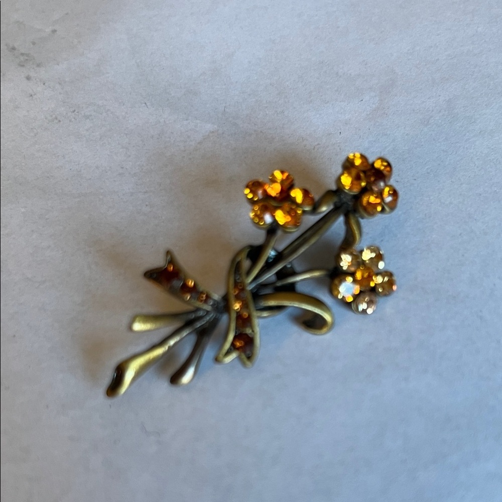 Vintage copper colored rhinestone flower bouquet brooch pin